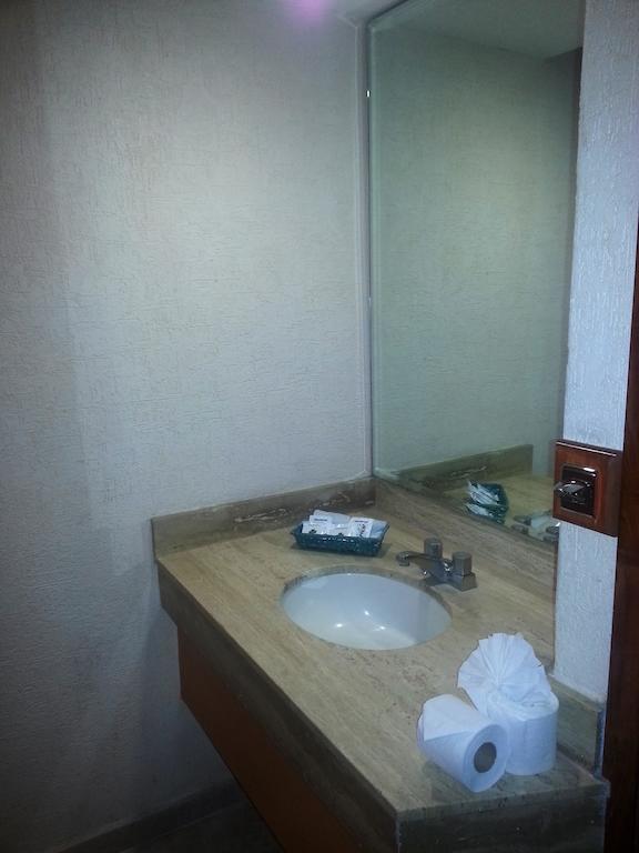 Hotel Los Reyes La Paz Habitación foto