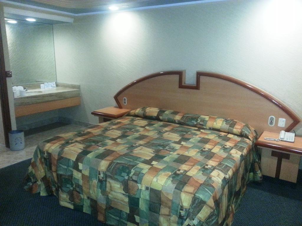 Hotel Los Reyes La Paz Habitación foto